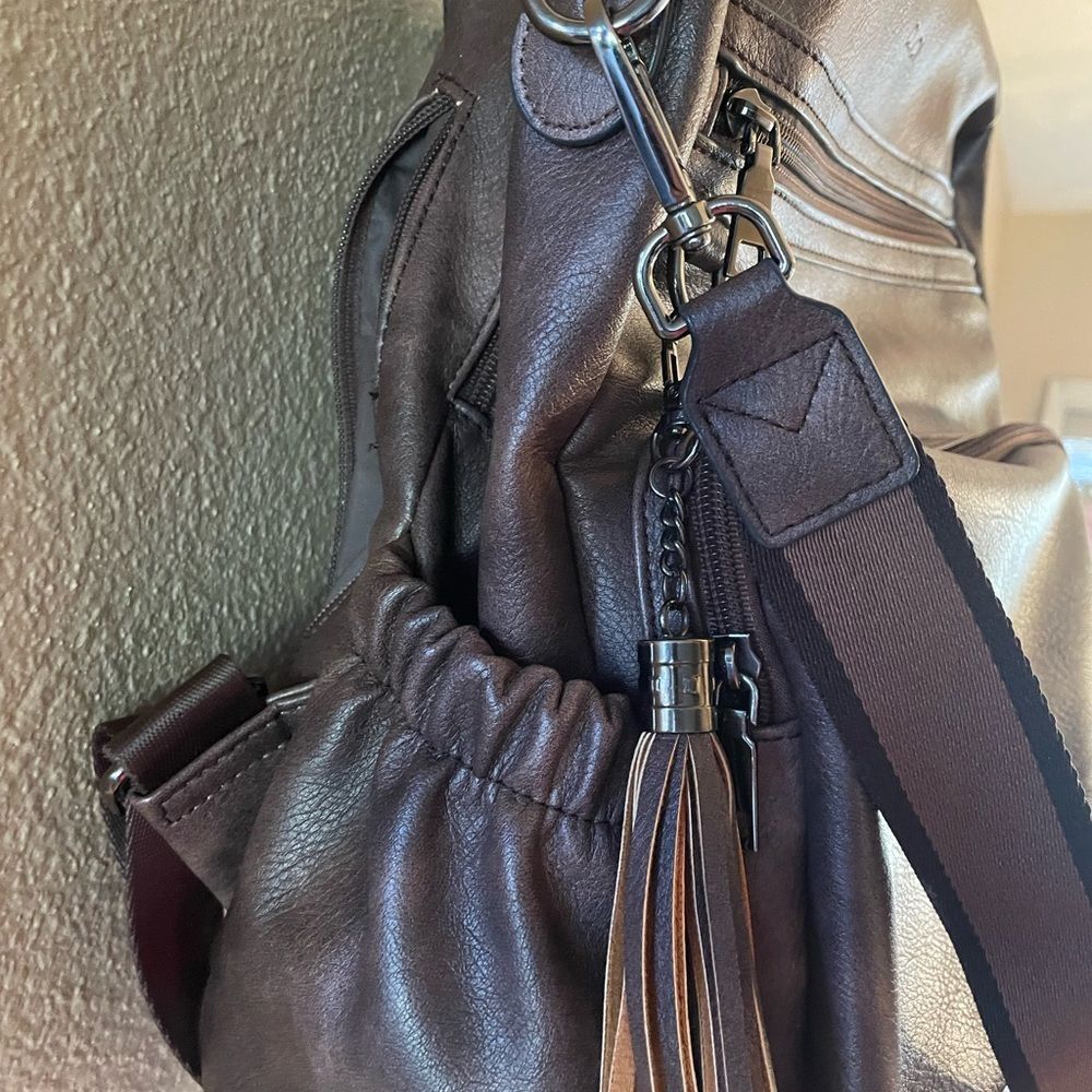 Cluci Faux Leather Vegan Leather Brown Women’s Backpack - Picture 6 of 16